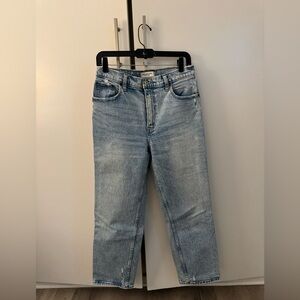 Abercrombie & Fitch- The 90s Relaxed Jean